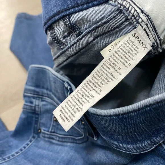 Spanx pull on stretch cropped kick flare jeans XL Petite - Picture 4 of 8